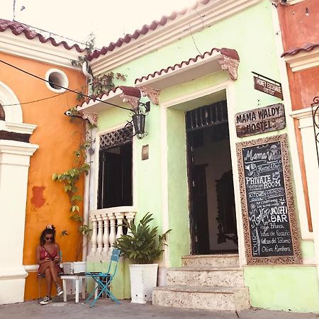 Casa Mama Waldy Hostel Картахена Экстерьер фото