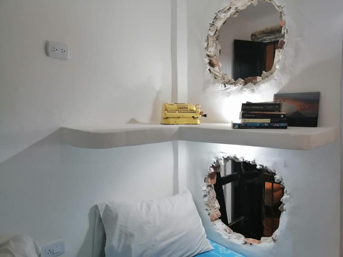 Casa Mama Waldy Hostel Картахена Экстерьер фото