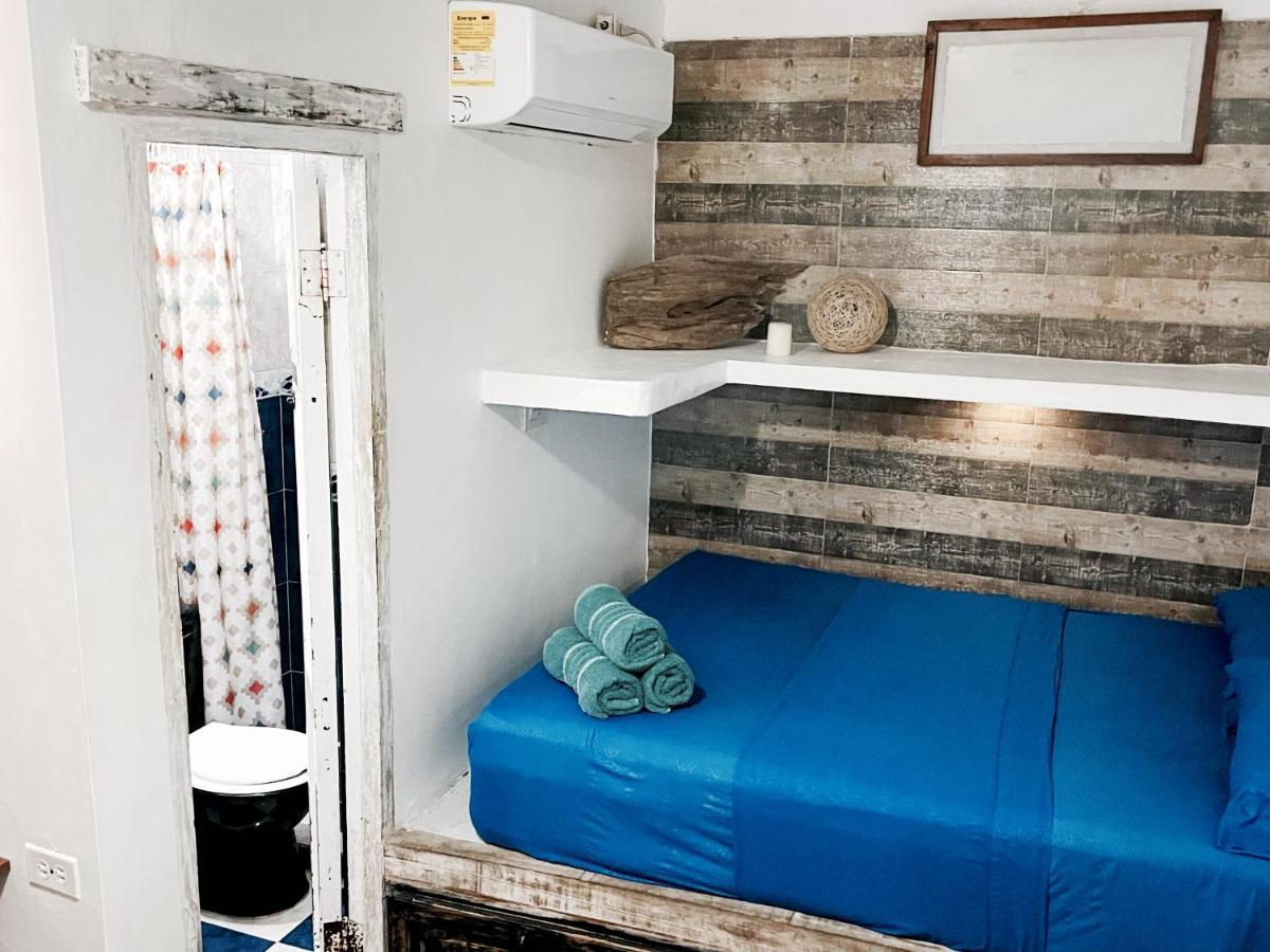 Casa Mama Waldy Hostel Картахена Экстерьер фото